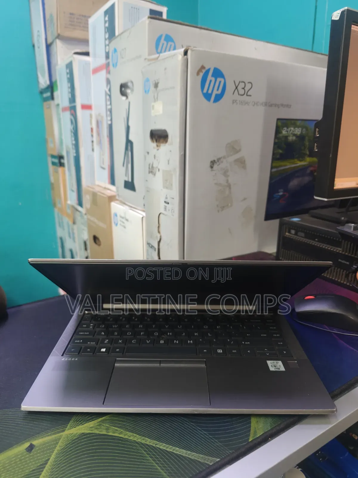 Laptop HP ZBook Firefly 14 G7 16GB Intel Core i7 SSD 256GB