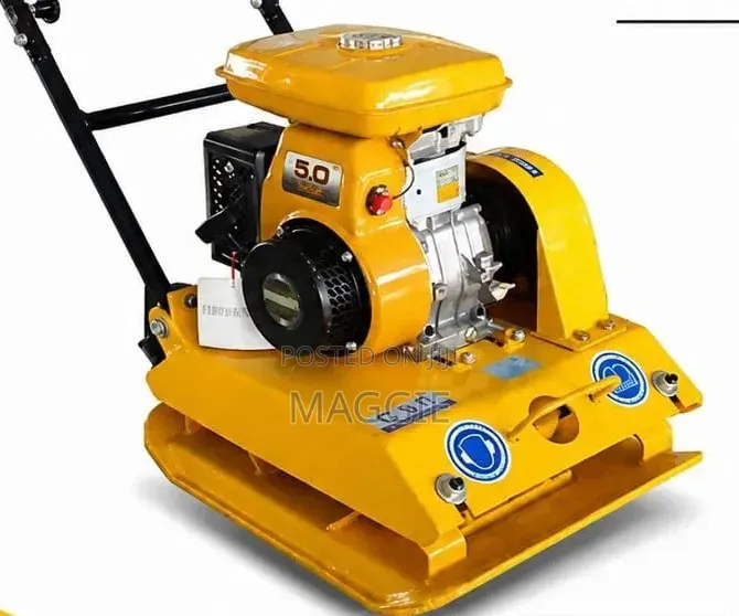 Floor Plate Compactor Kmax Italy With EY20 Engine