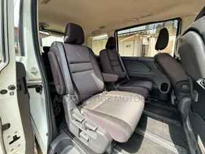 Nissan Serena 2019 White