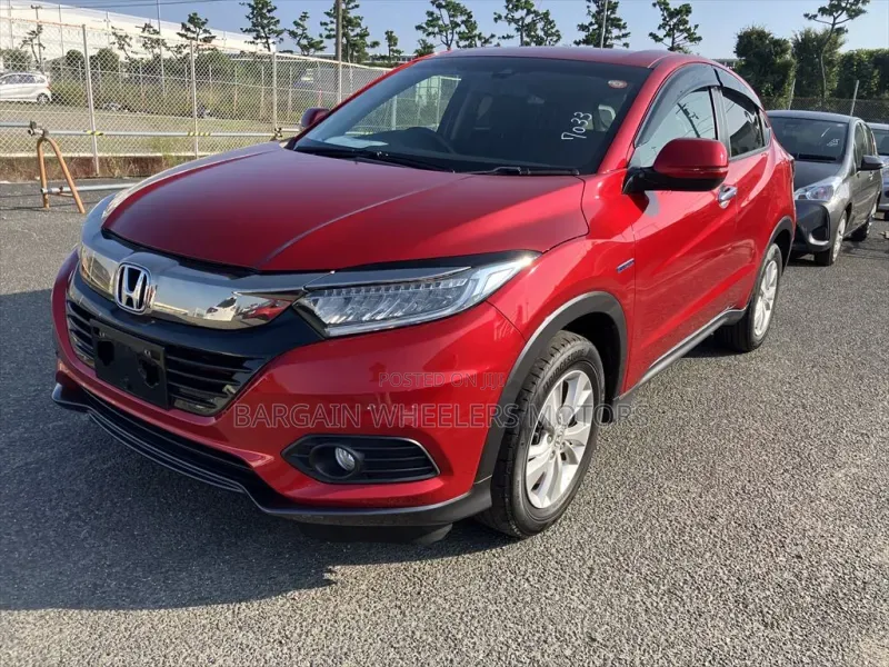 Honda Vezel 2020 Red