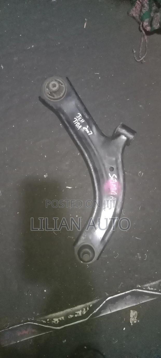 Tiida Control Arm