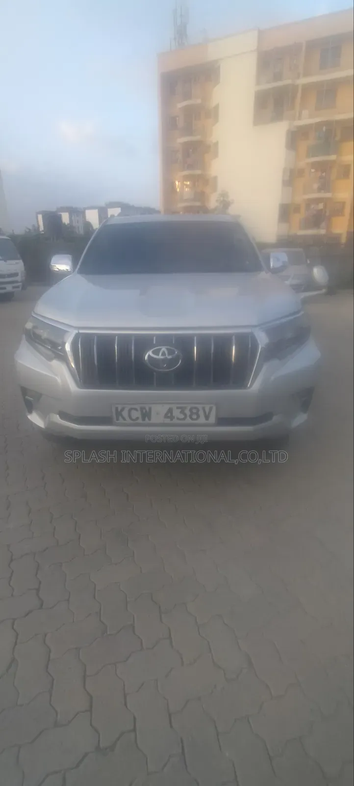 Toyota Land Cruiser Prado 2012 Silver