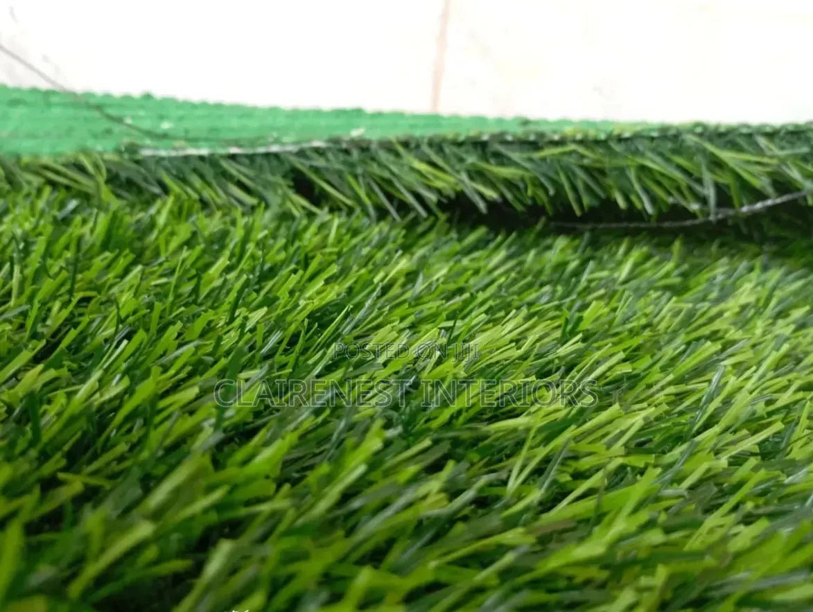 40mm Perfect for School Playgrounds Artificial Green Grass Carpet