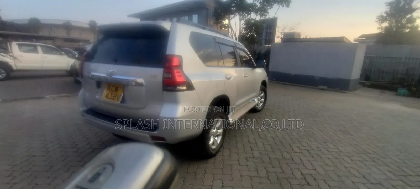 Toyota Land Cruiser Prado 2012 Silver