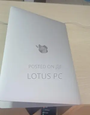 Laptop Apple MacBook Pro 2017 16GB Intel Core i5 SSD 512GB