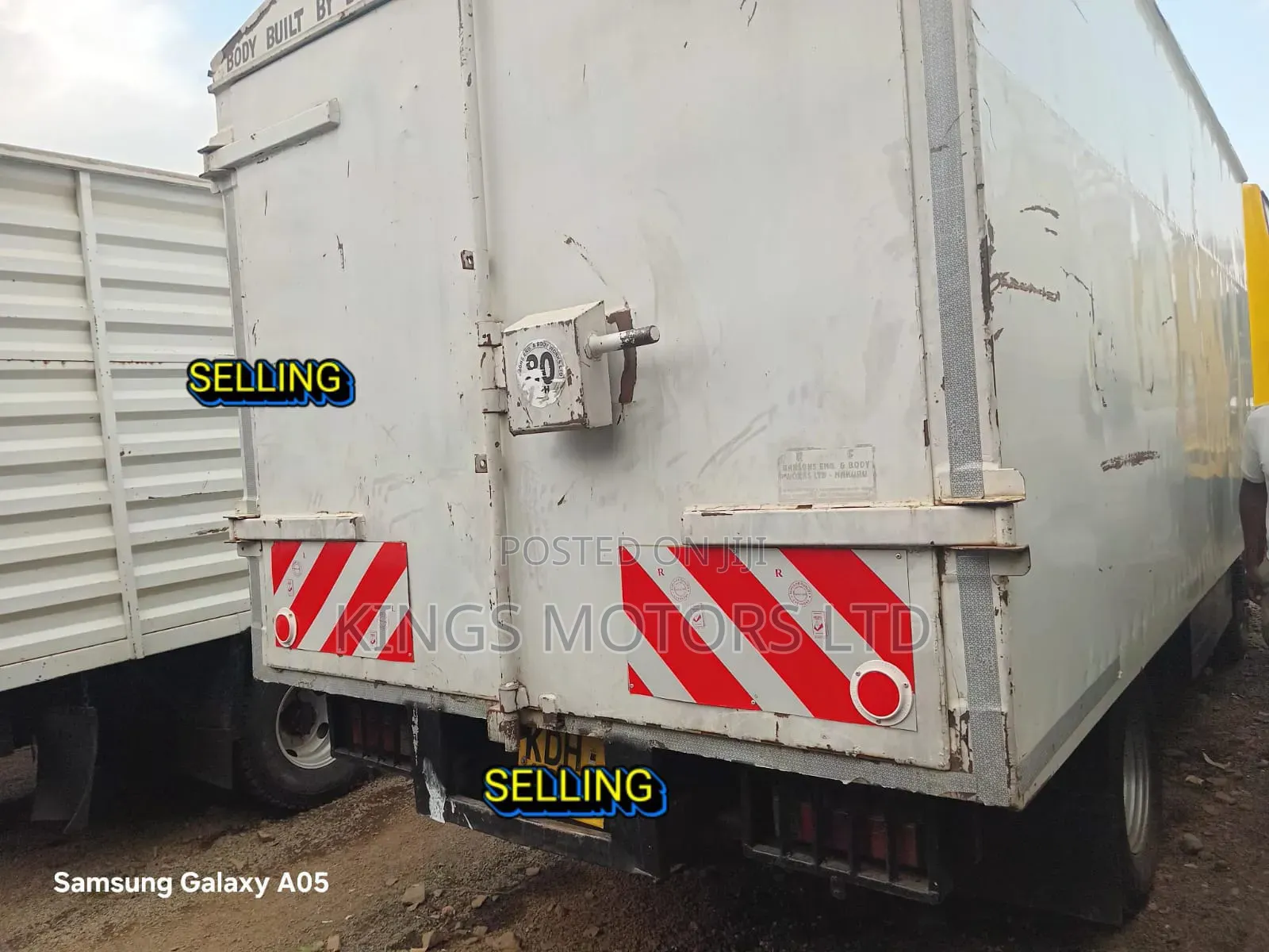 Mitsubishi Canter Fe84