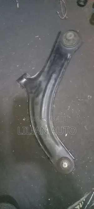 Tiida Control Arm