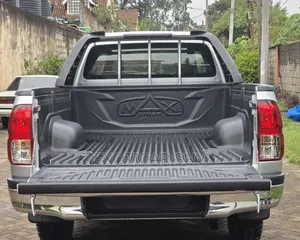 Toyota Hilux 2019 Silver