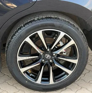 Toyota Harrier 2.0 2019 Black