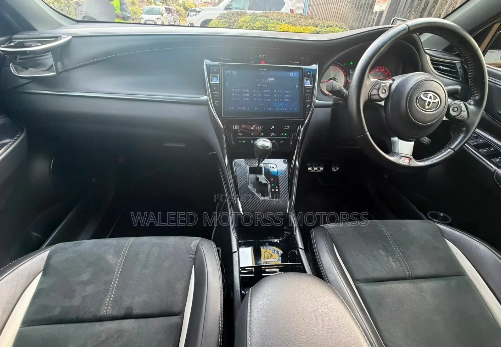 Toyota Harrier 2.0 2019 Black
