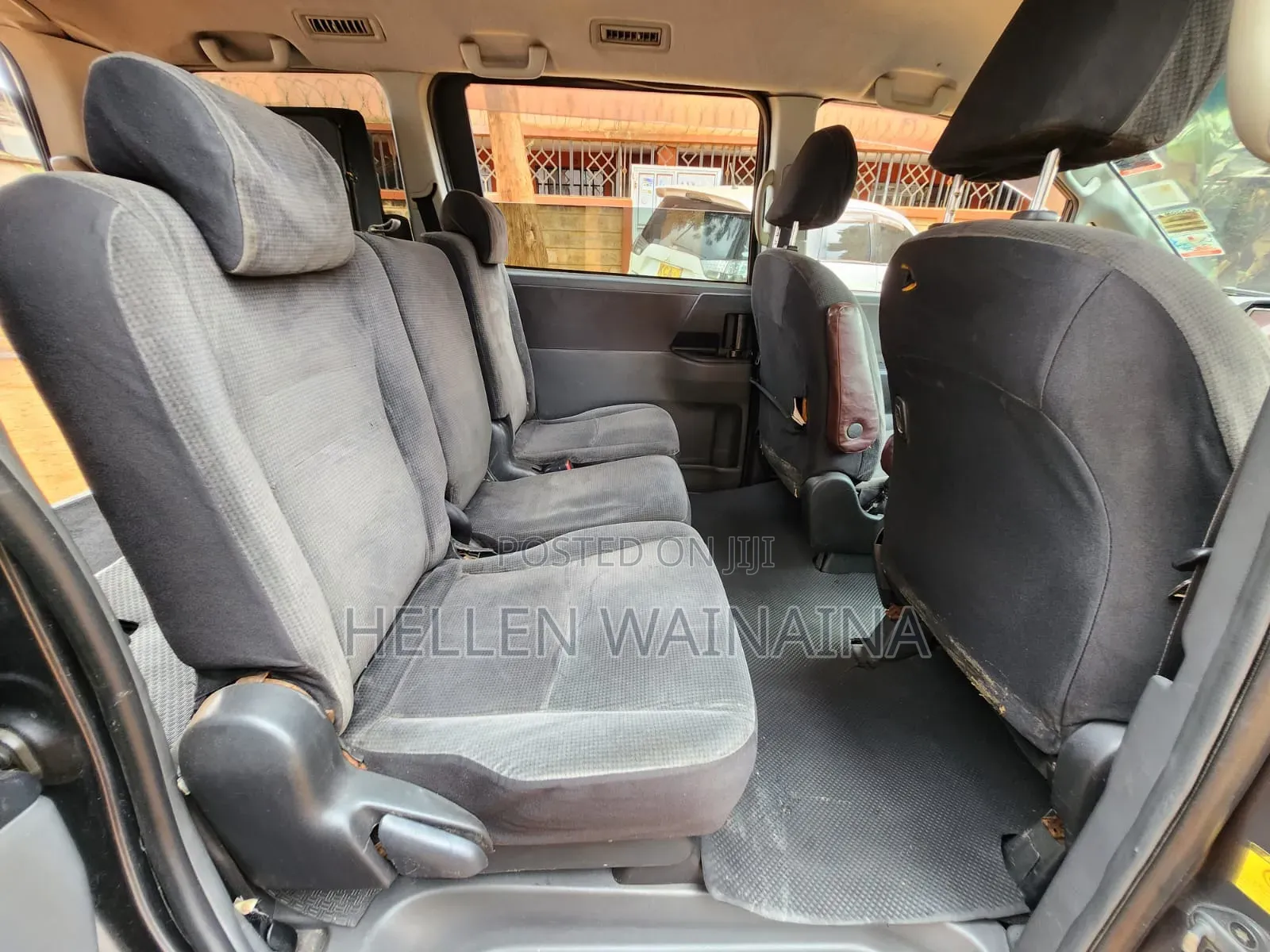 Toyota Noah 2010 Gray