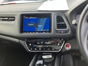 Honda Vezel 2019 Maroon