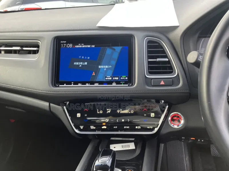 Honda Vezel 2019 Maroon