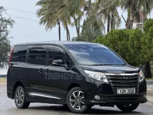 Toyota Noah 2016 Black