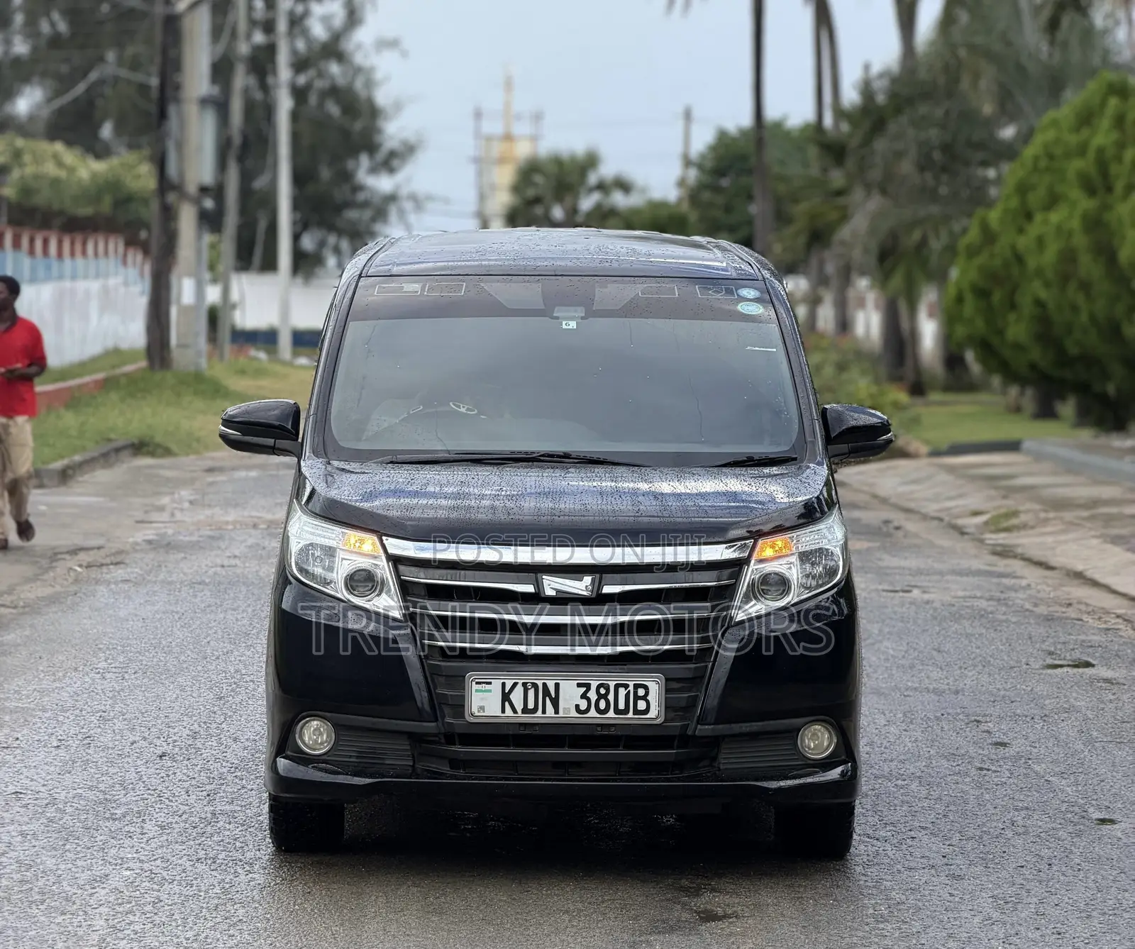 Toyota Noah 2016 Black