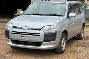 Toyota Succeed 2019 Silver