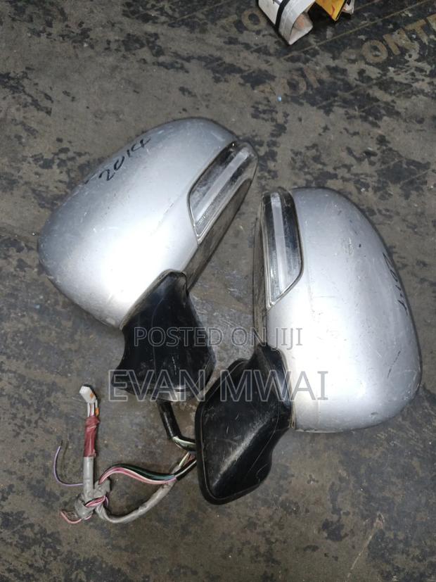 Toyota Prius Side Mirror 2012 - thumbnail 2