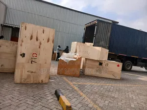 Reliable Bulk Transportation Services Accessible --Cargo Truck