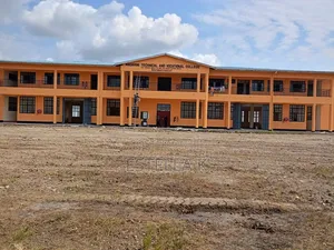 100by100 in Malindi