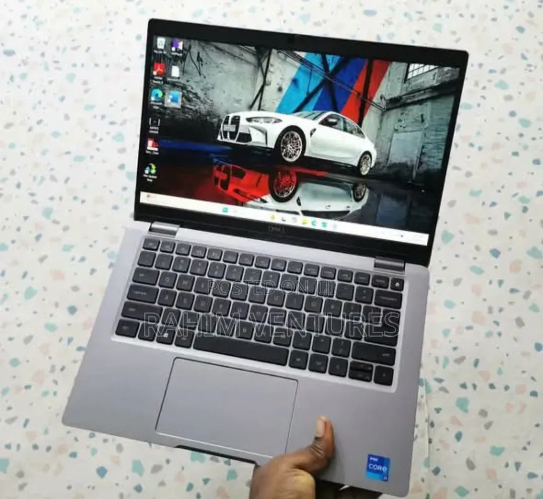 Laptop Dell Latitude 5320 16GB Intel Core i5 SSD 256GB