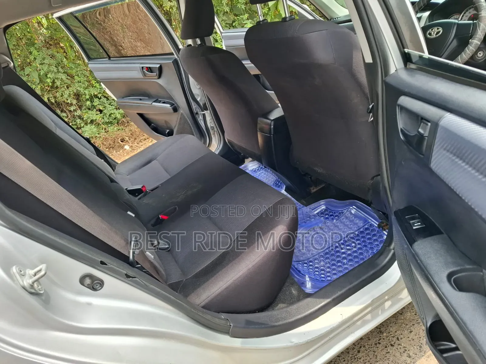 Toyota Corolla Fielder 2014 Silver