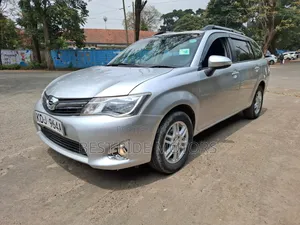 Toyota Corolla Fielder 2014 Silver