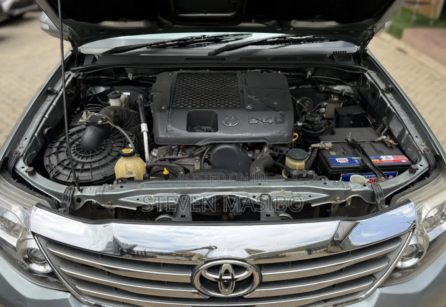 Toyota Fortuner 2.5 D AWD 2014 Silver
