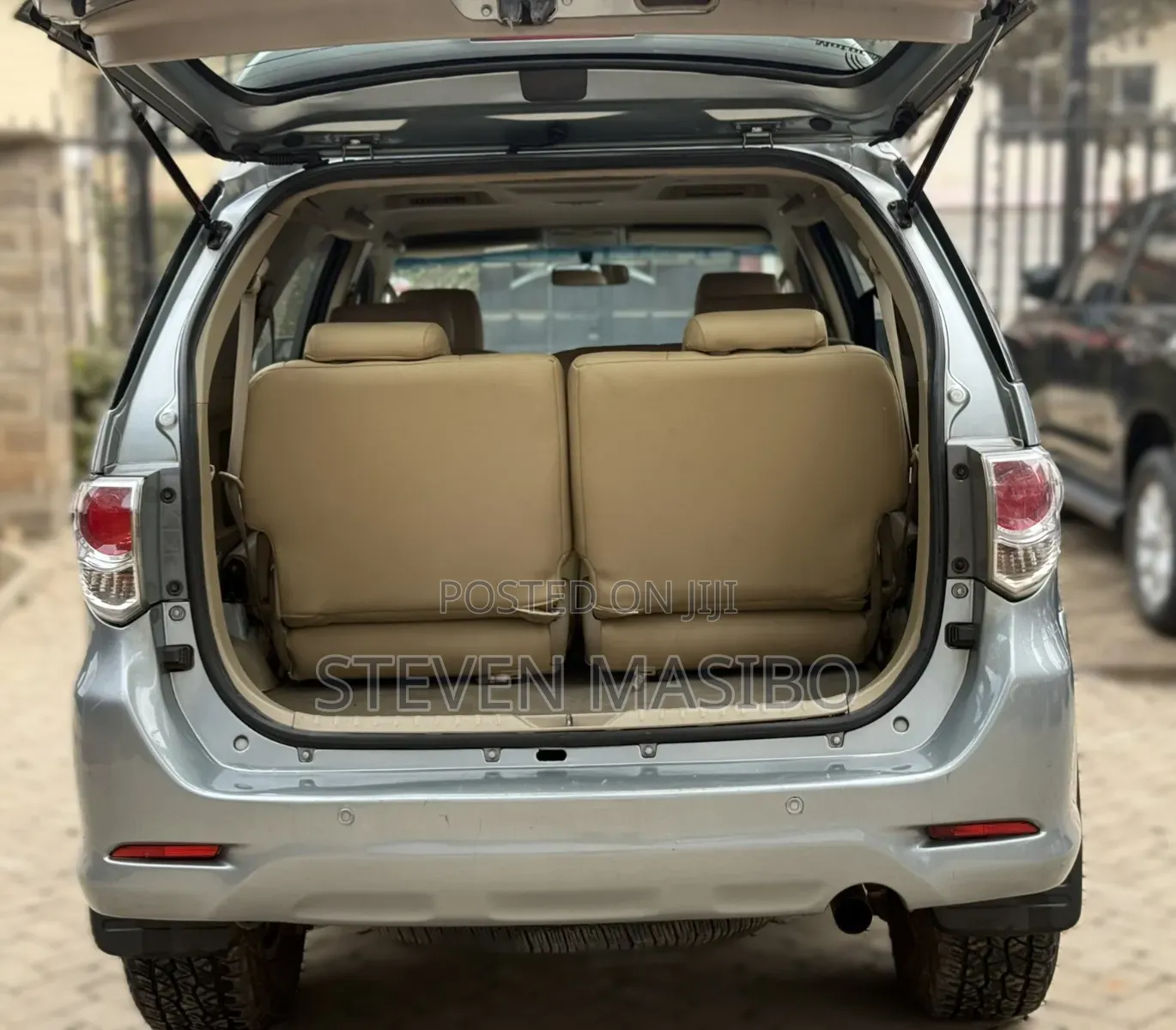 Toyota Fortuner 2.5 D AWD 2014 Silver