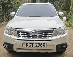 Subaru Forester 2012 Ivory