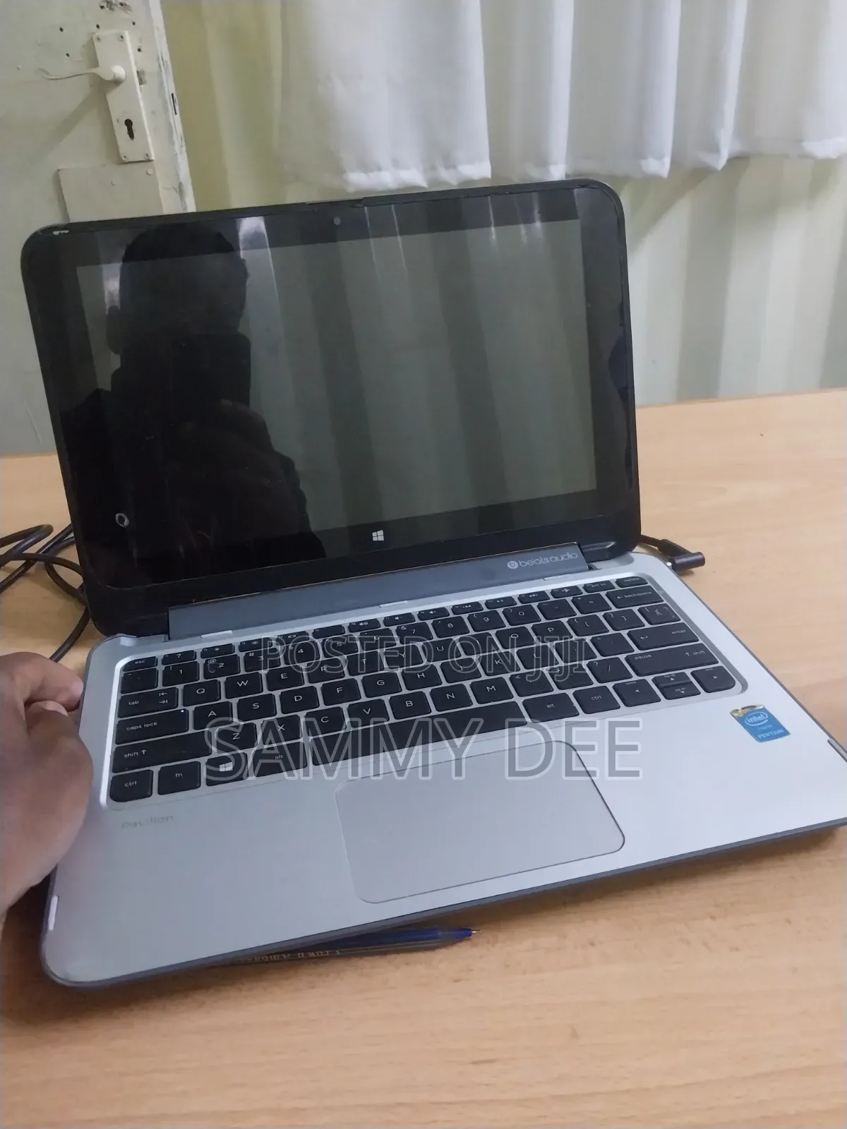 Laptop HP Pavilion x360 4GB Intel Pentium SSD 512GB