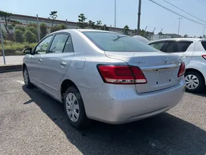 Toyota Premio 2019 Silver