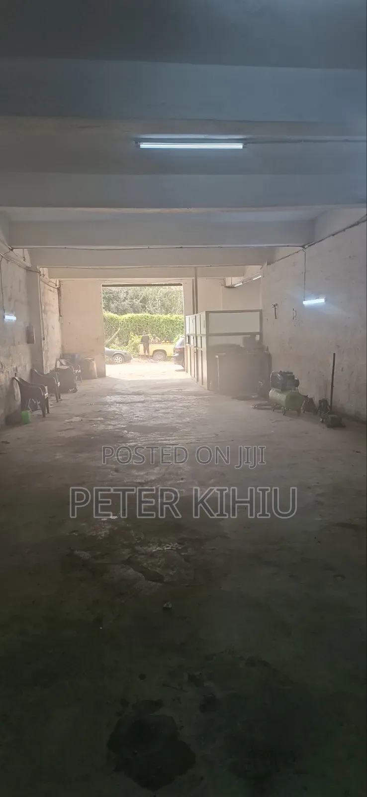 Godown to Let 3500sqft on Factory Street