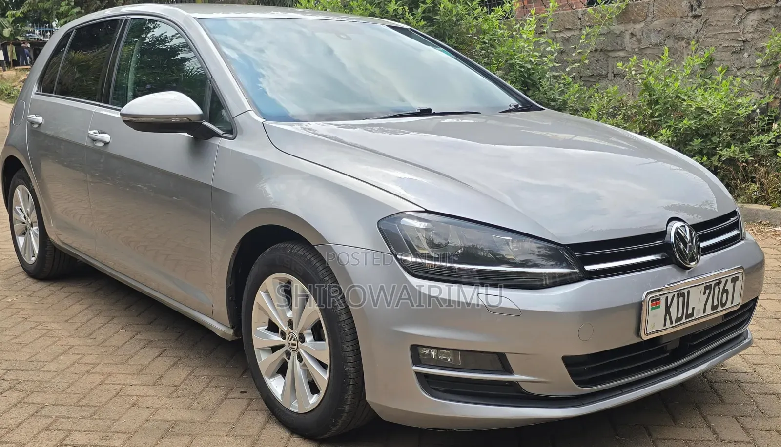 Volkswagen Golf 2016 Beige