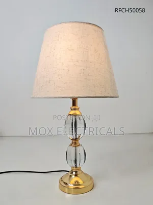 Elegant Crystal and Gold Table Lamp