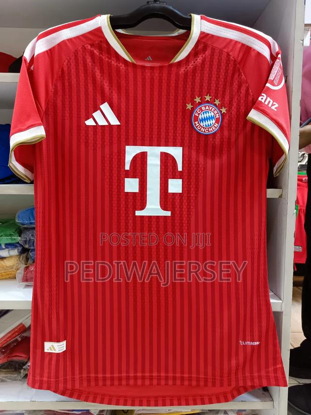 Bayern Munich Home Kit 2026/27 - main view