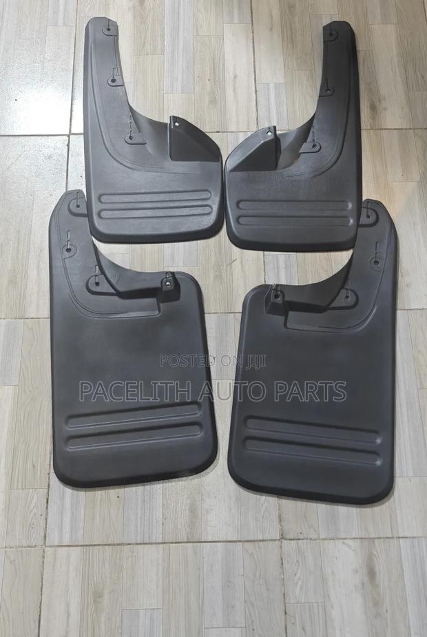 Mudflaps Hilux Vigo 2012 4wd Long