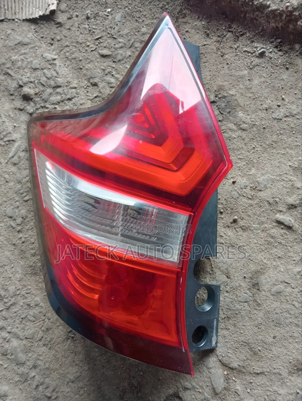 Nissan Note Rear Light