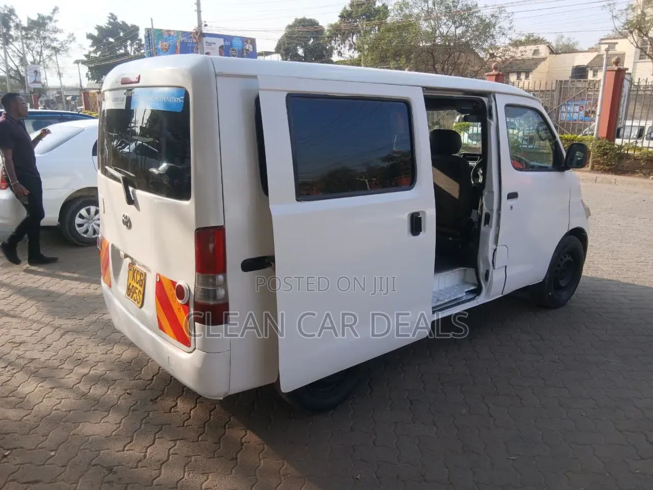 Toyota TownAce 2009 White