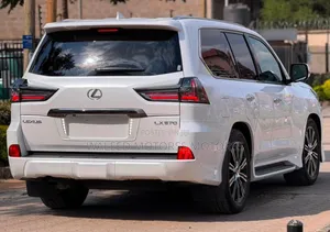 Lexus LX 570 AWD 2020 White