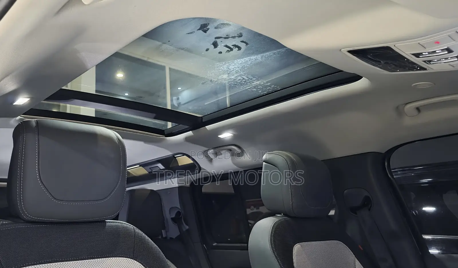 Land Rover Defender 2022 Black