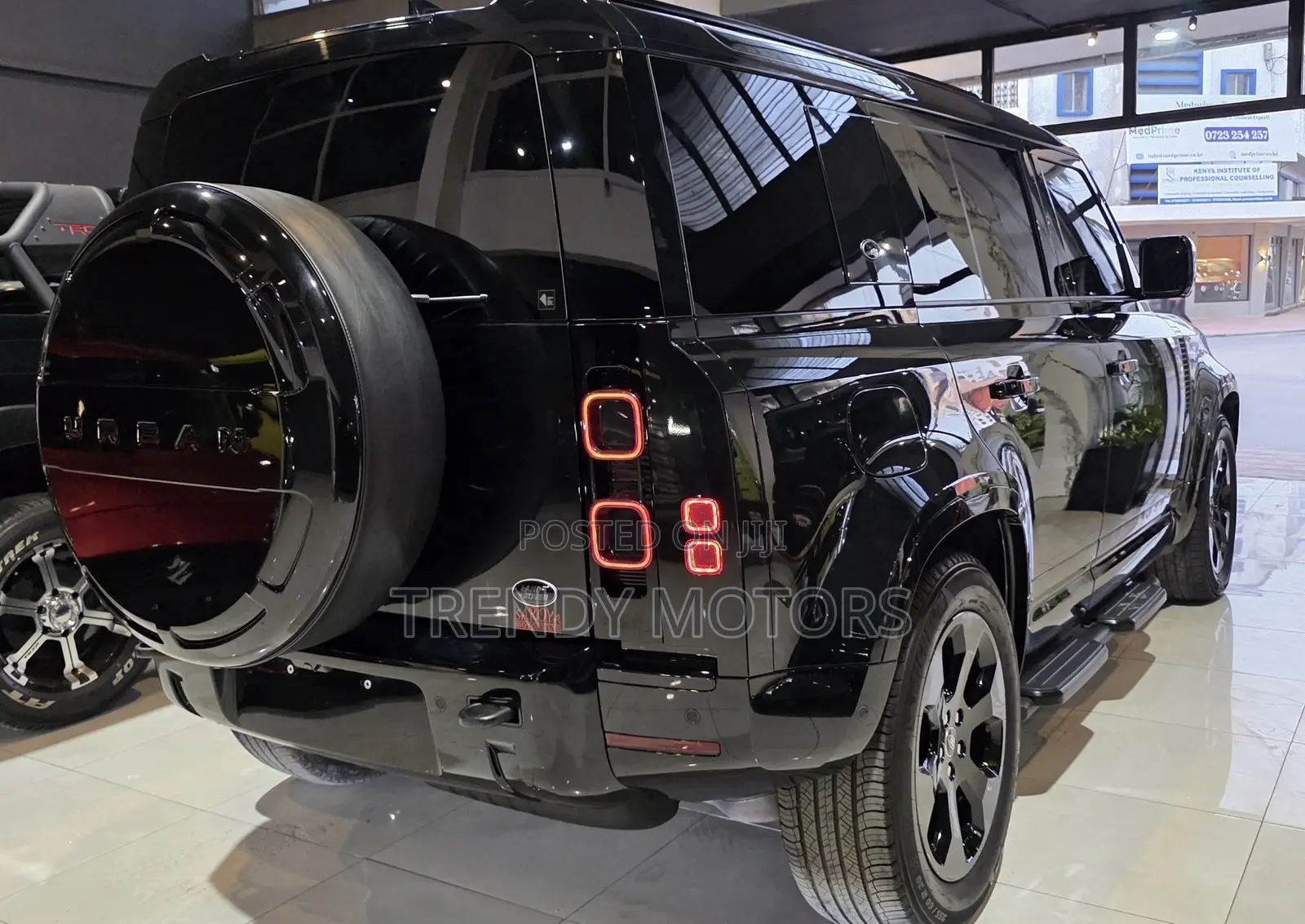 Land Rover Defender 2022 Black