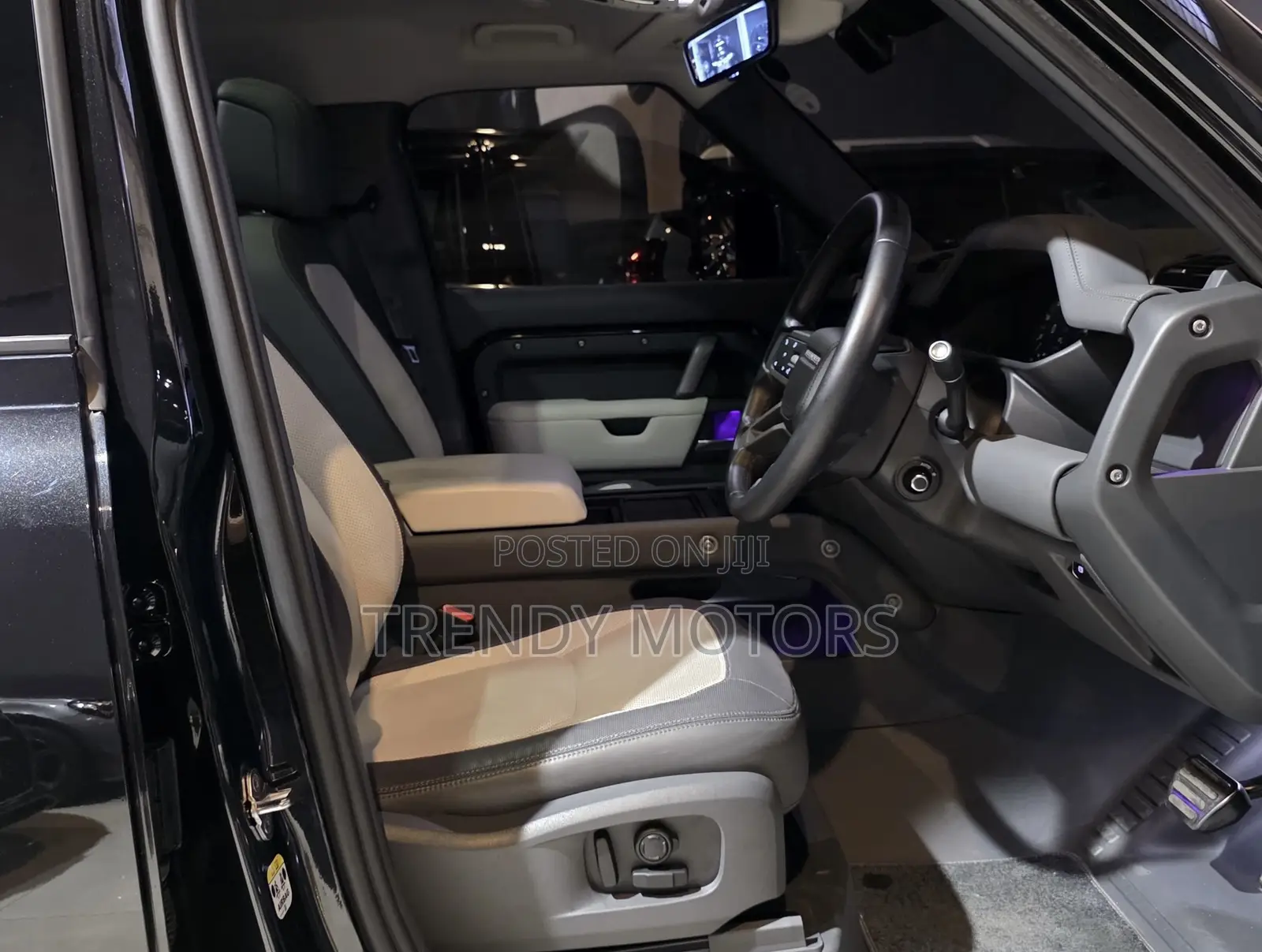 Land Rover Defender 2022 Black