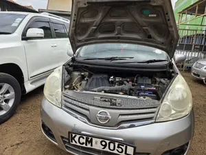 Nissan Note 2010 Silver