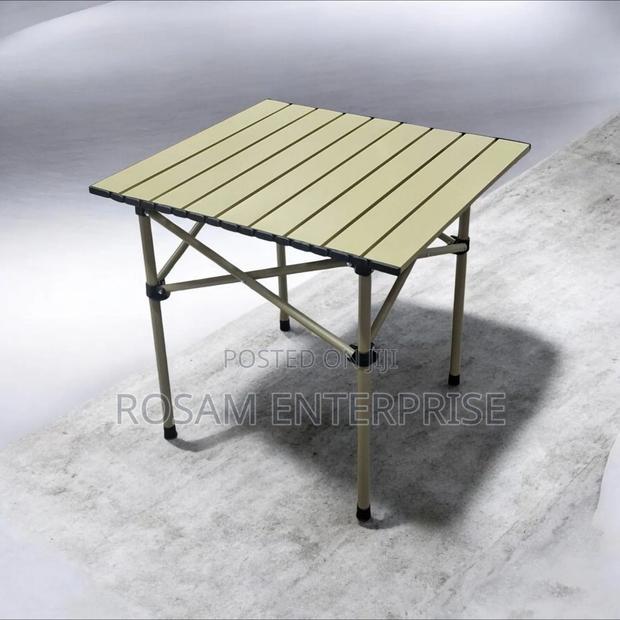 Foldable Table