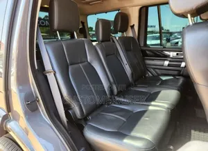Land Rover Discovery 2015 Black