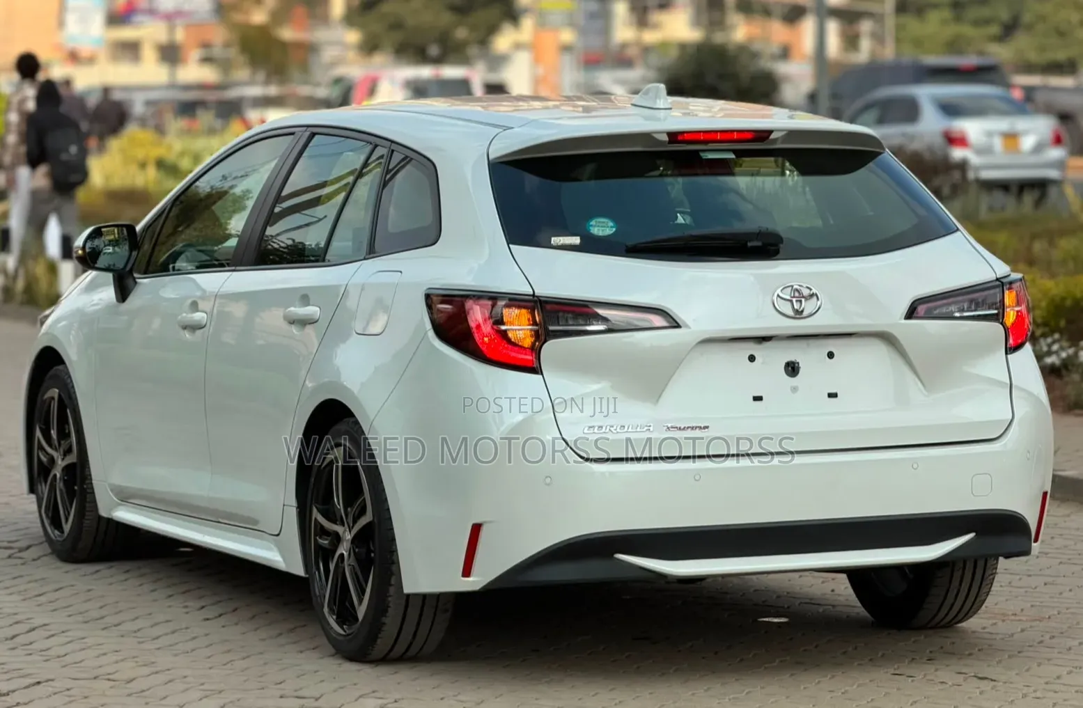 Toyota Corolla Touring 2019 White