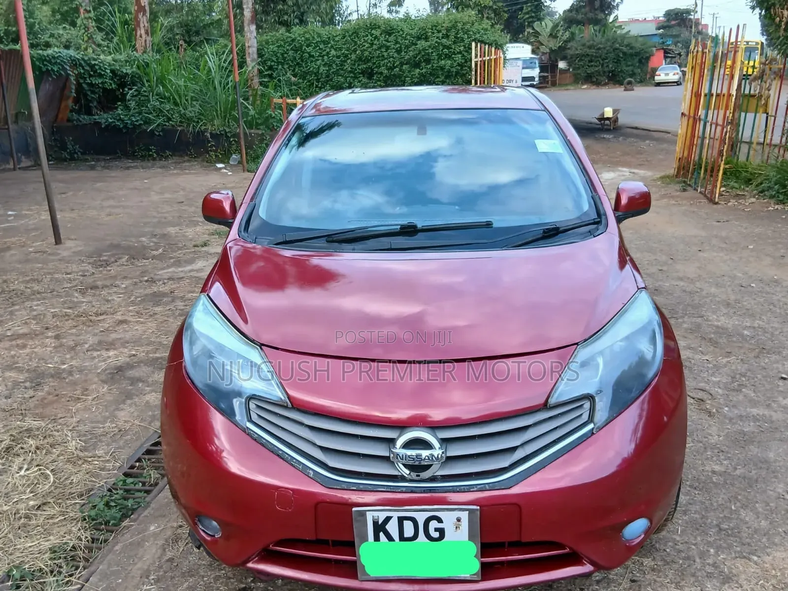Nissan Note 2015 Red