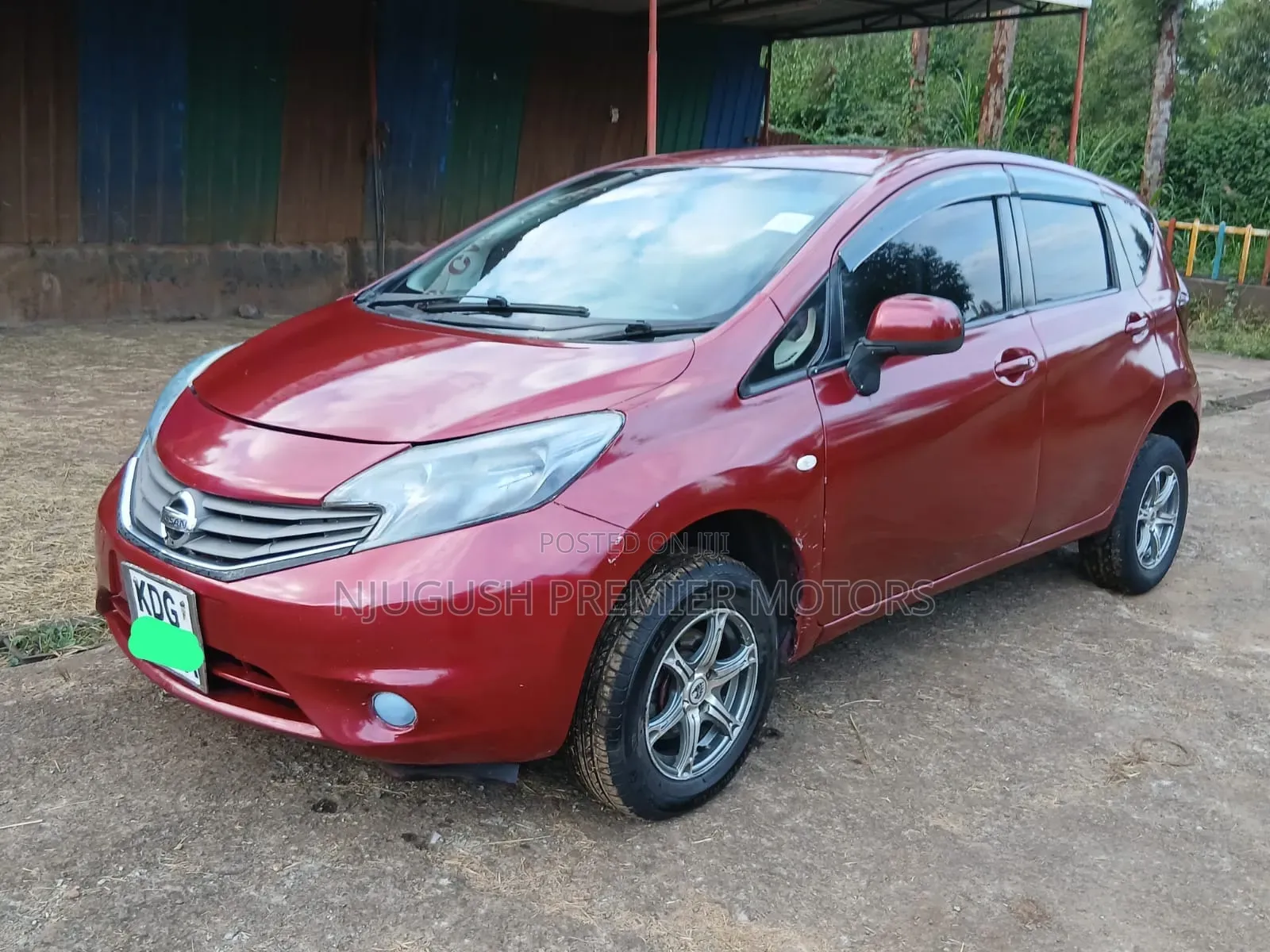 Nissan Note 2015 Red