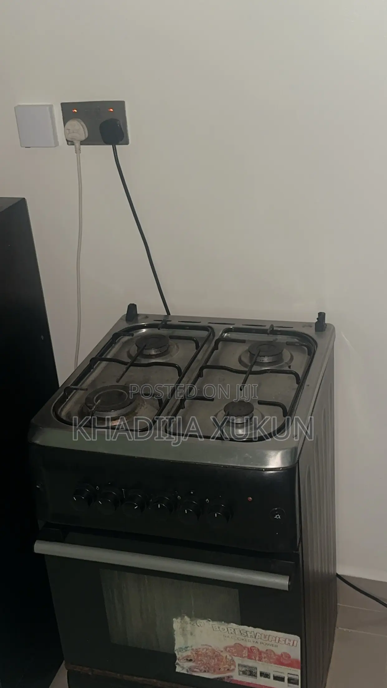 4 Burner Gas Cooker With Gas Oven – Fully Working