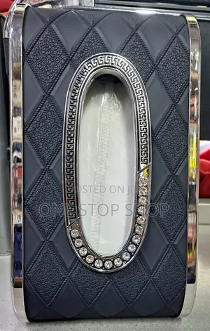 Diamond Pattern Faux Leather Tissue Box With Silver Trim Rhinestone